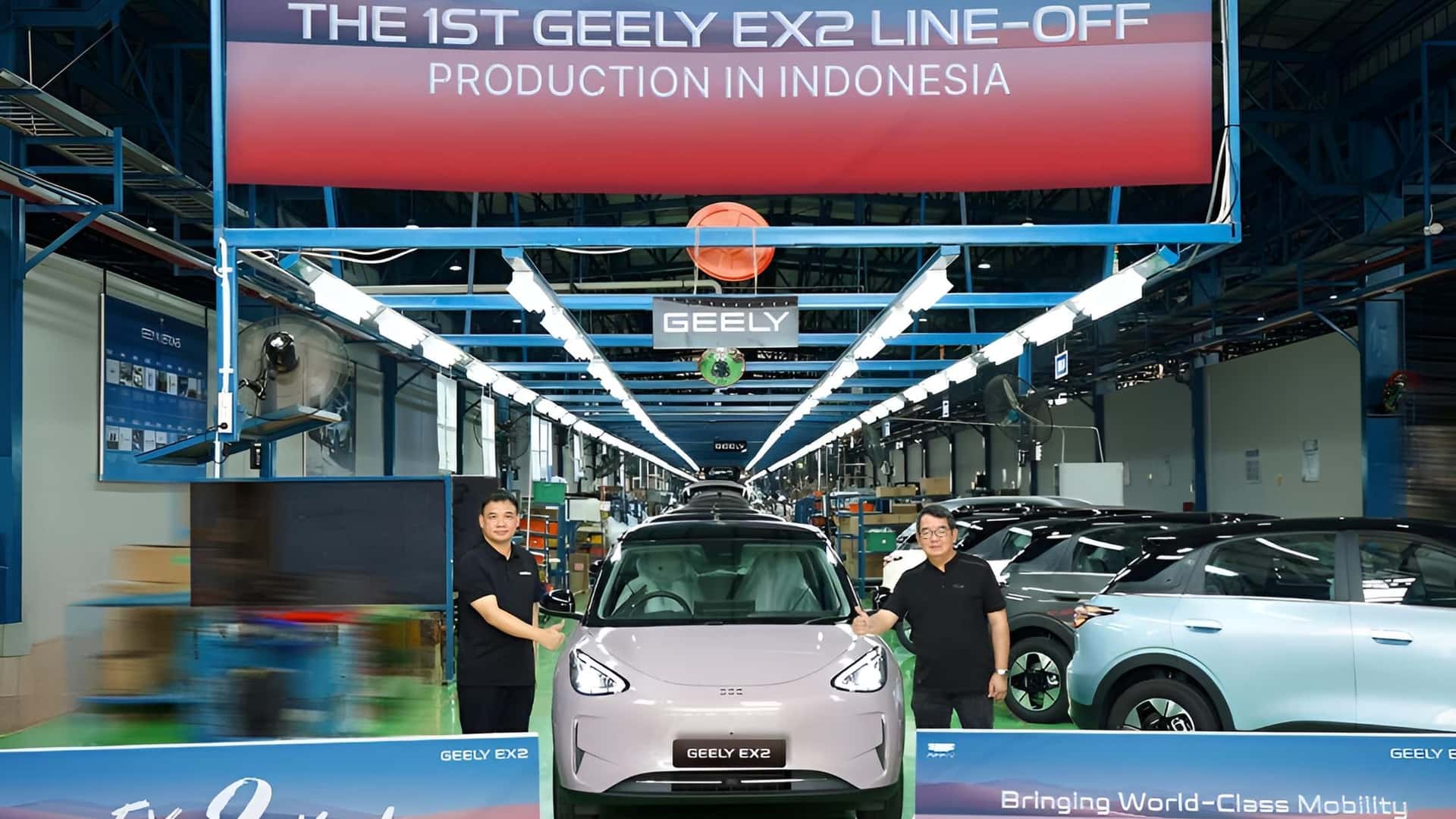 Geely assume fábrica da Ford na Espanha e despeja 5.101 SUVs híbridos no Brasil antes do aumento de impostos