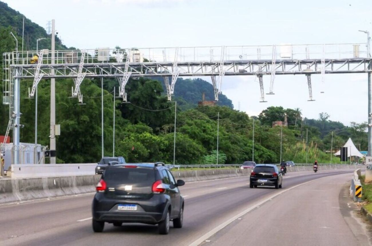 Governo suspende 3,5 milhões de multas do pedágio free flow e abre prazo de 200 dias para regularização