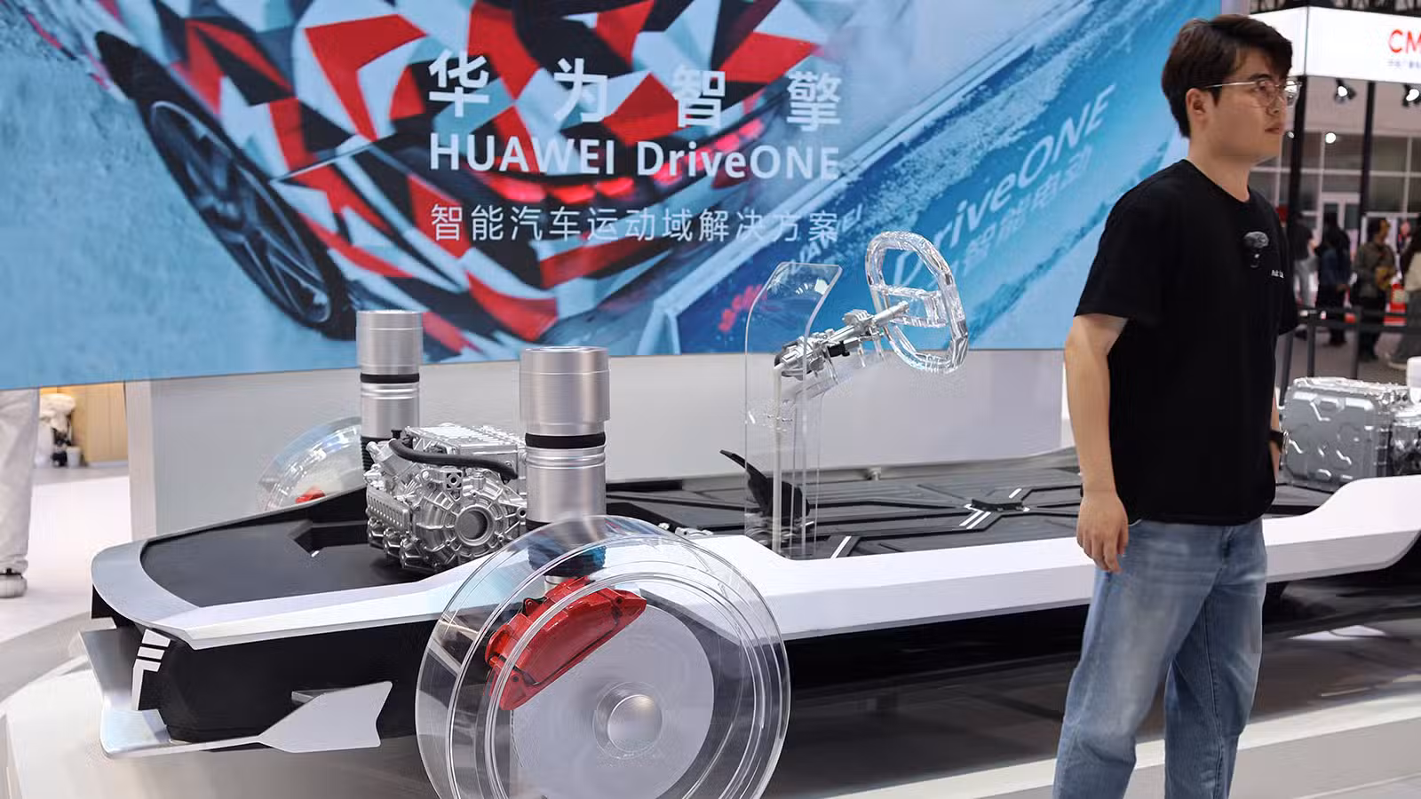 JAC vai investir na Newcool, unidade de carros inteligentes da Huawei avaliada em R$ 575 bilhões